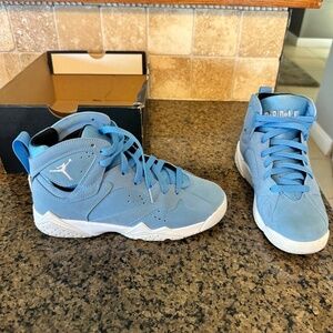 Air Jordan 7 Retro Bg, Boys Size 5